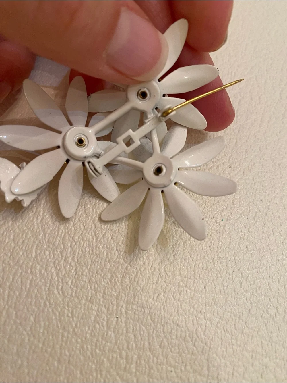 Vintage White & Yellow Daisy Cluster Brooch with Butterfly Accent